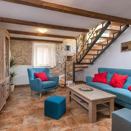 Typisch Istrisches Steinhaus Brnistra In By Interhome Prázdninový dům Rakalj