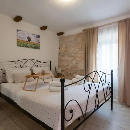 Typisch Istrisches Steinhaus Brnistra In By Interhome Prázdninový dům Rakalj