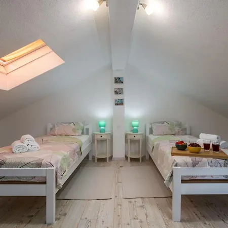 Typisch Istrisches Steinhaus Brnistra In By Interhome Prázdninový dům