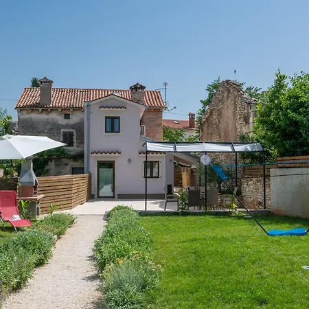 Prázdninový dům Typisch Istrisches Steinhaus Brnistra In By Interhome